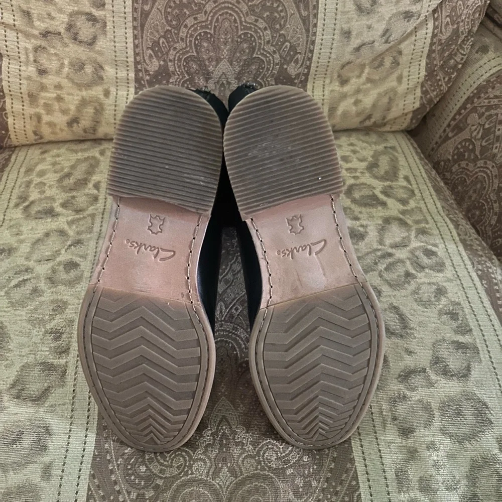 Clarks Clarkdale boots - Picture 5 of 11